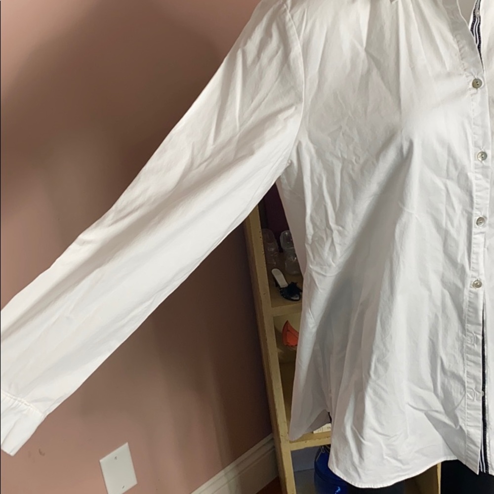 Clean sharp white blouse - Picture 5 of 5